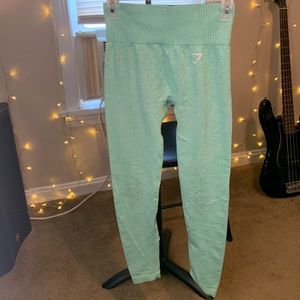 Gym Shark leggings/yoga pants. Size M